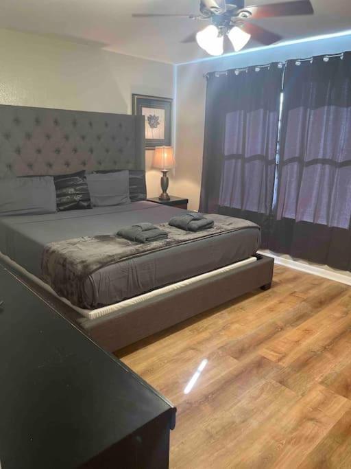 Vashay's Lovely Vacation Pad At Holiday home *