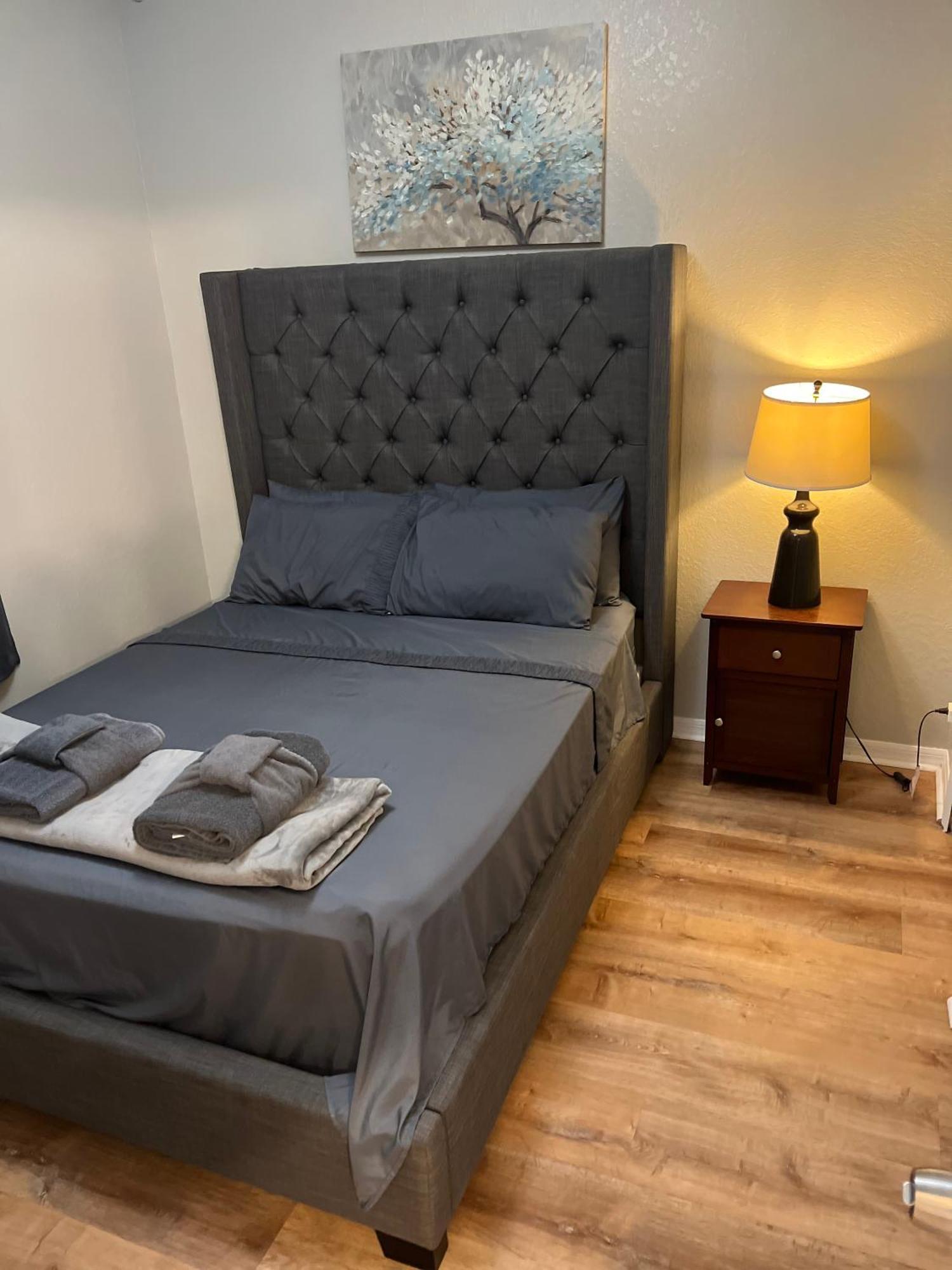 Vashay's Lovely Vacation Pad At * Davenport