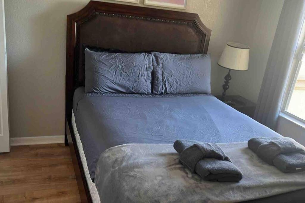 Vashay's Lovely Vacation Pad At Davenport