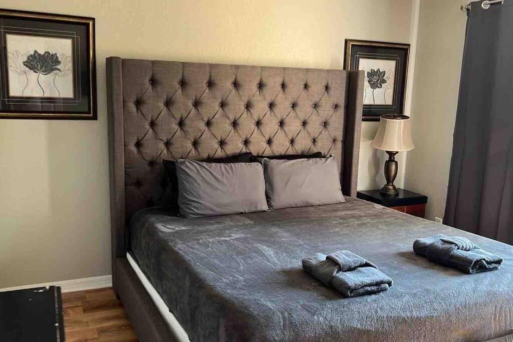 Vashay's Lovely Vacation Pad At Davenport